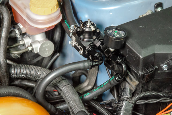 Radium Parallel Fuel Rail Plumbing Kit w/DMR RA Regulator