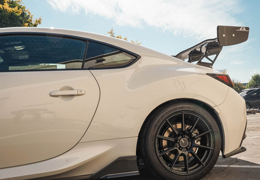 APR Performance Carbon Fibre 61" GTC-300 Wing