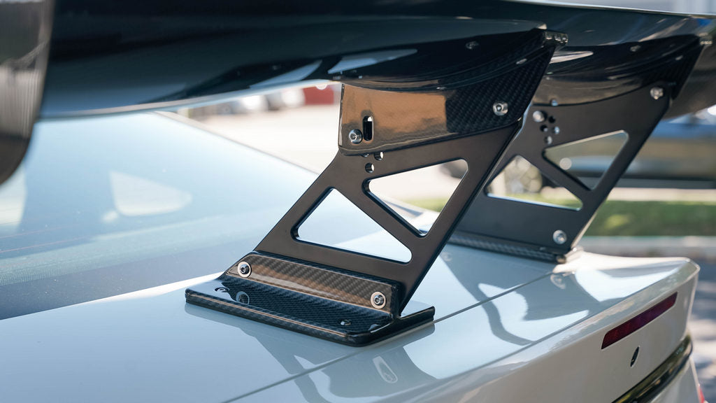 APR Performance Carbon Fibre 61" GTC-300 Wing