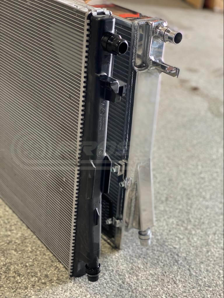 CSF Racing 2-Row 42mm Aluminium Heat Exchanger