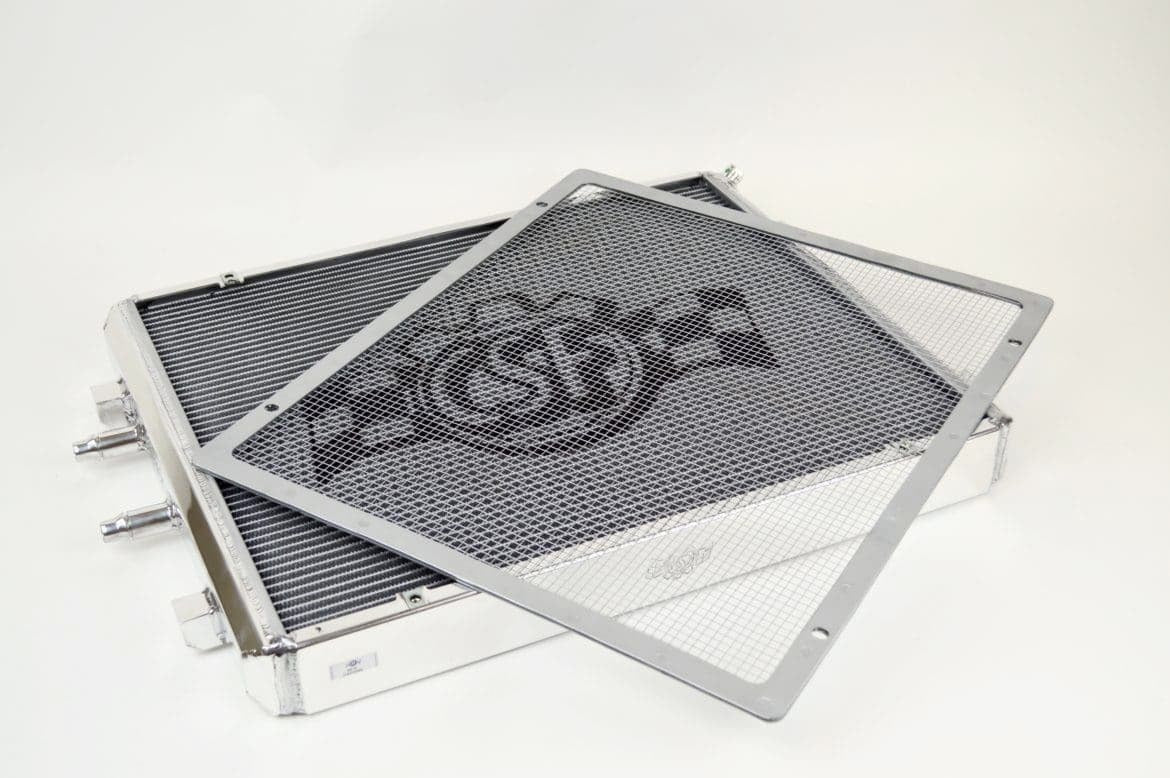 CSF Racing Front Mount Heat Exchanger w/ Rock Guard - BMW M3/M4 F8X 8075X