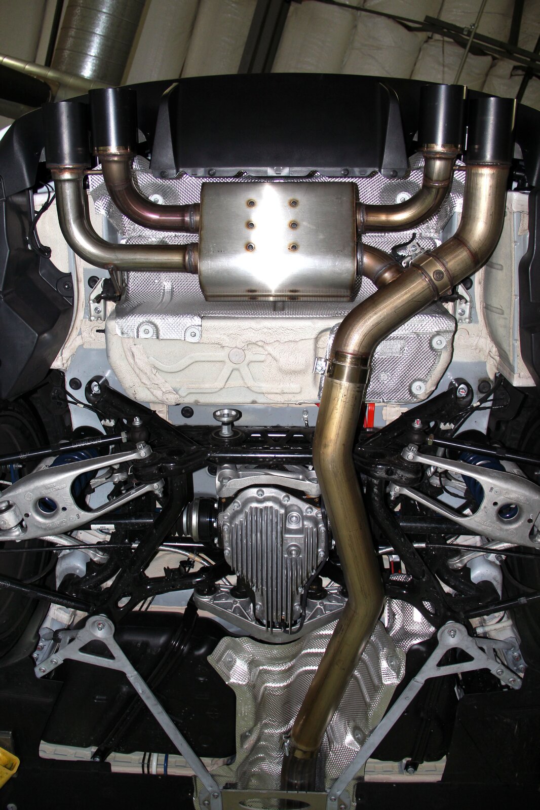 Dinan Free Flow Axle-Back Exhaust