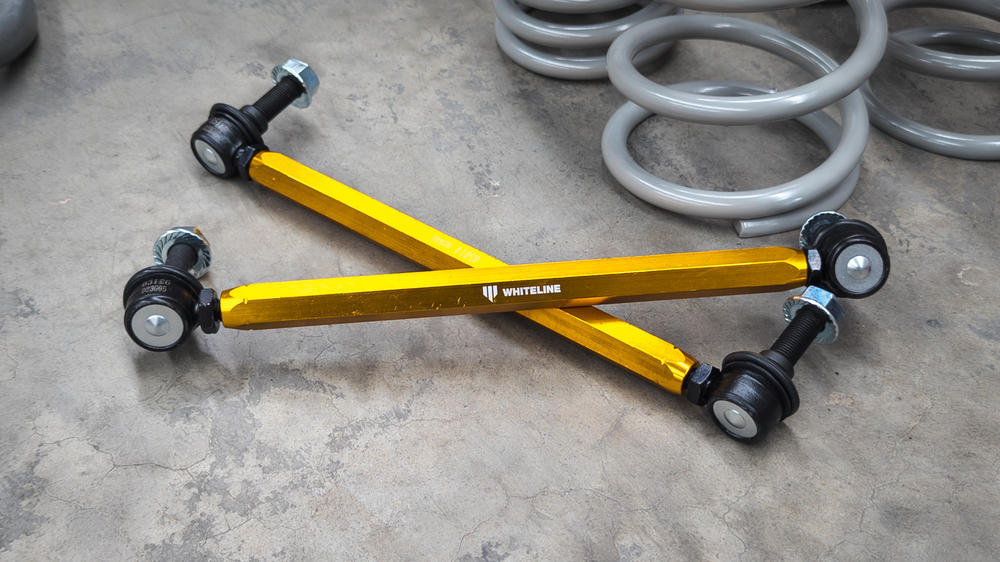 Whiteline Front and Rear Grip Series Vehicle Kit