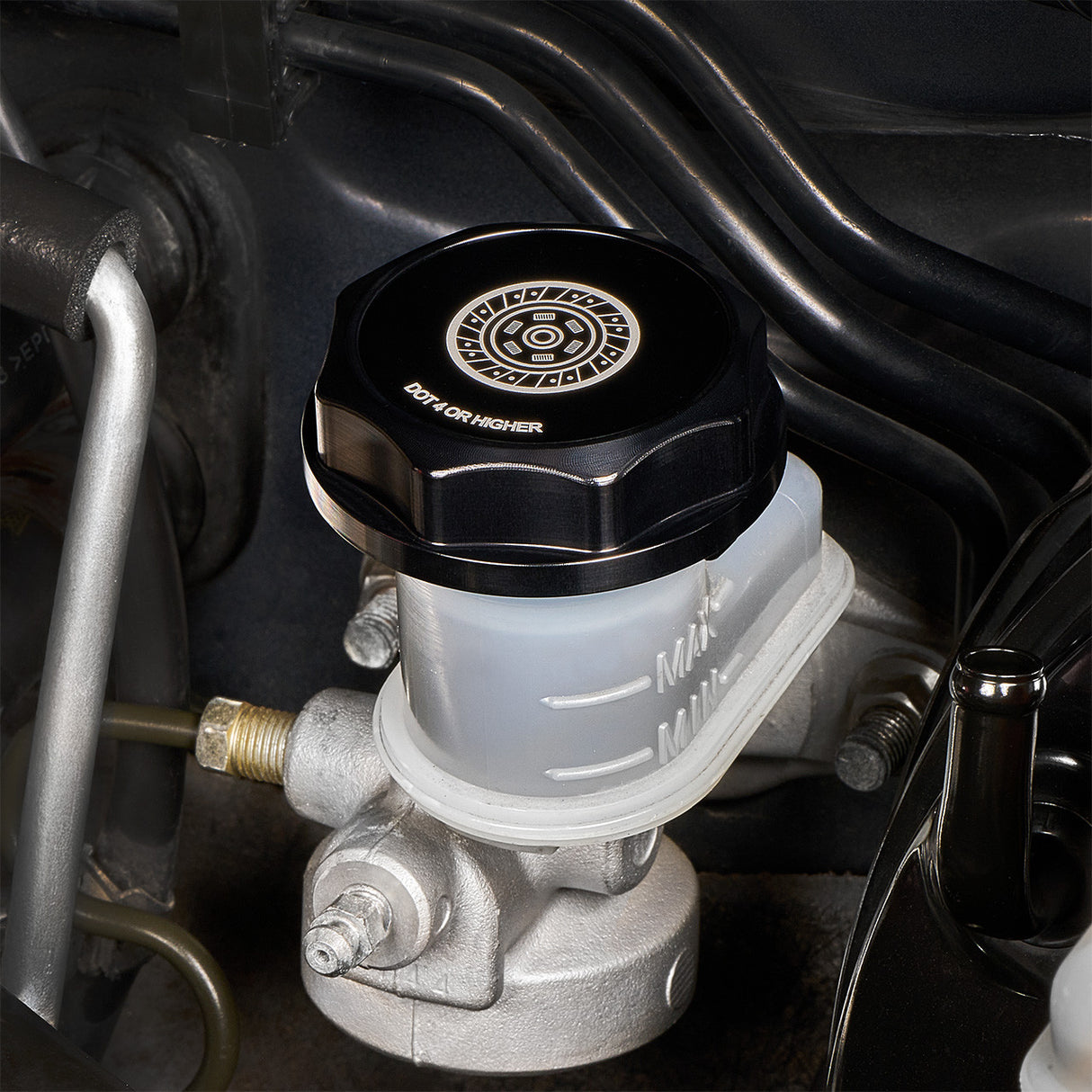 IAG Revolve Clutch Fluid Reservoir Cap - Silver