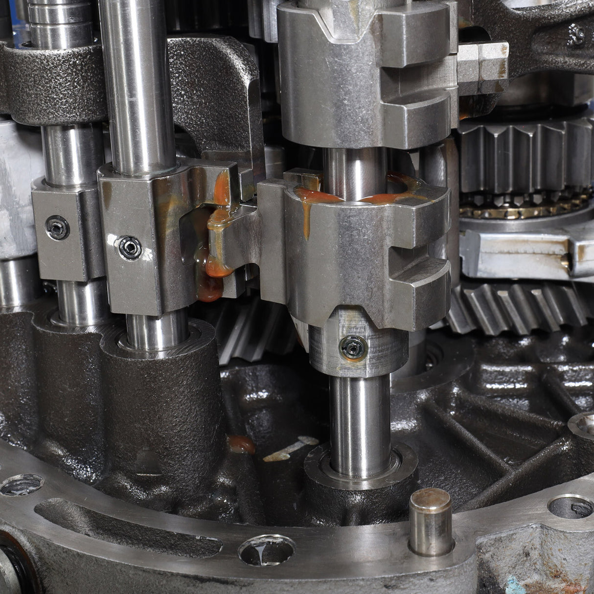 IAG Competition Series Transmission Finger w/ Spring Pin