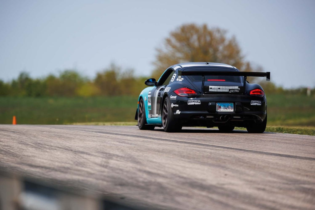Verus Engineering UCW Rear Wing Kit incl. Carbon Spoiler