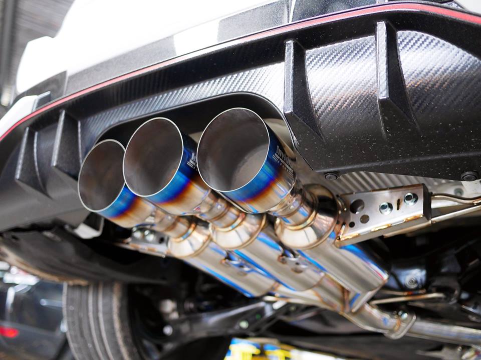 Invidia R400 Cat Back Exhaust