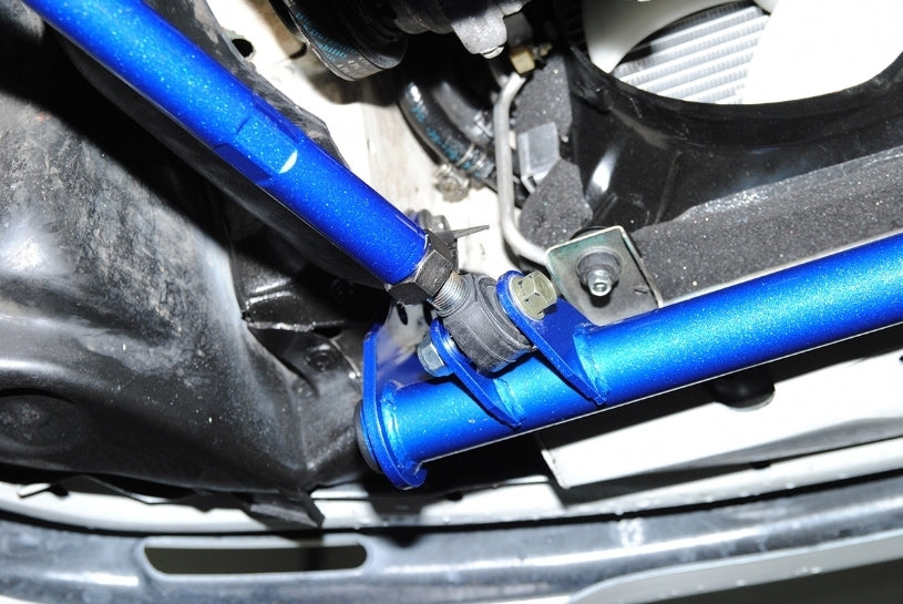 Hardrace Front Traction Bar - Black