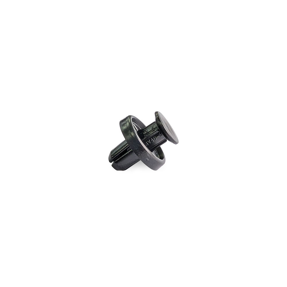 Subaru 2-Piece D8 Fender Clip SINGLE