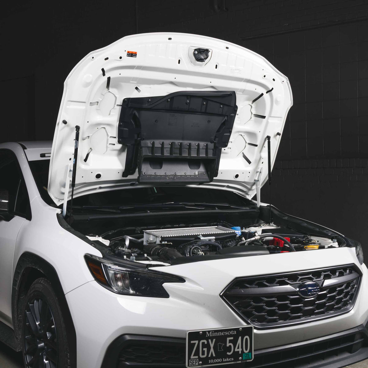 Overtake Hi-Lift Hood Strut Kit