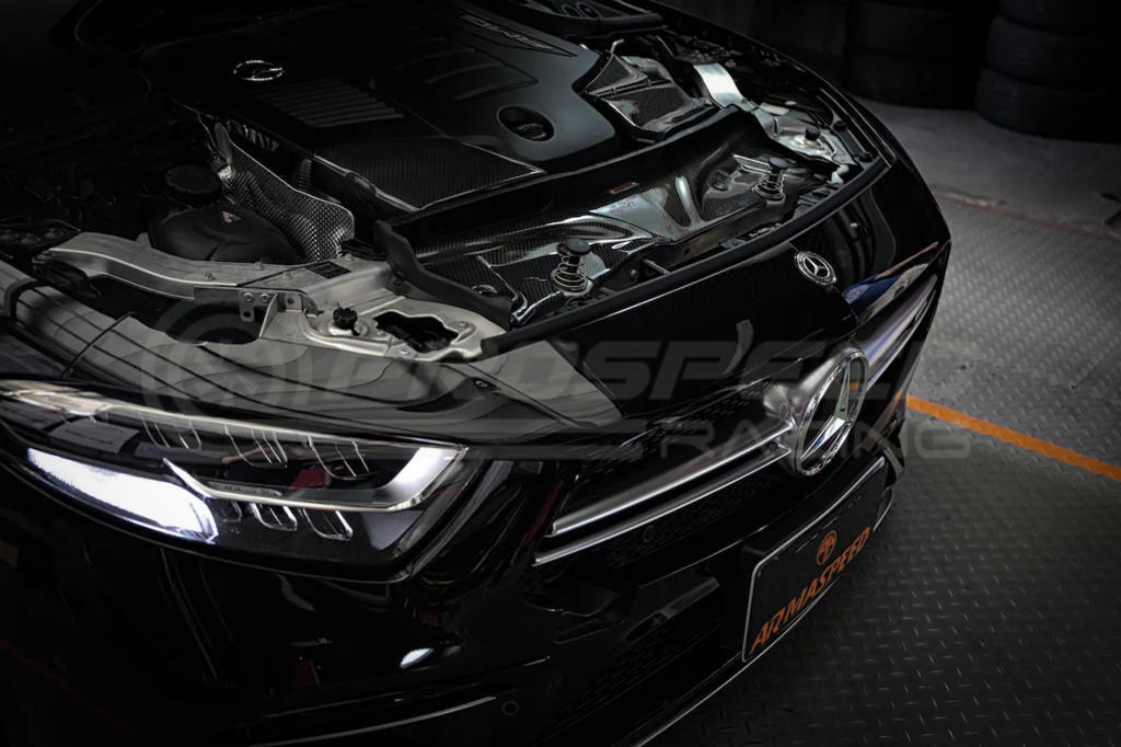 Armaspeed Carbon Fibre Intake w/Aluminium Airbox & Radiator Shroud