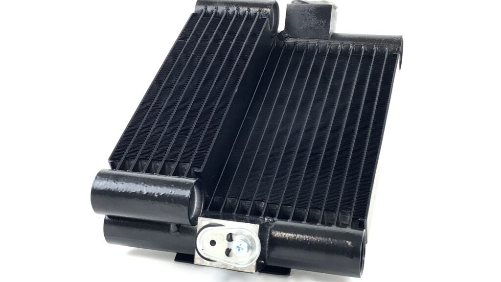 CSF Racing Race-Spec Oil Cooler - BMW M2 F87 8104