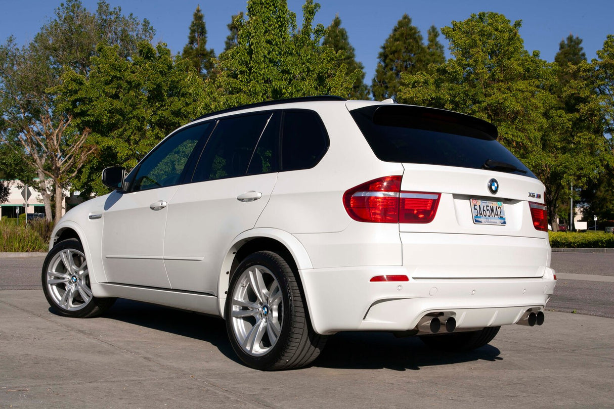 Dinan Free Flow Axle-Back Exhaust
