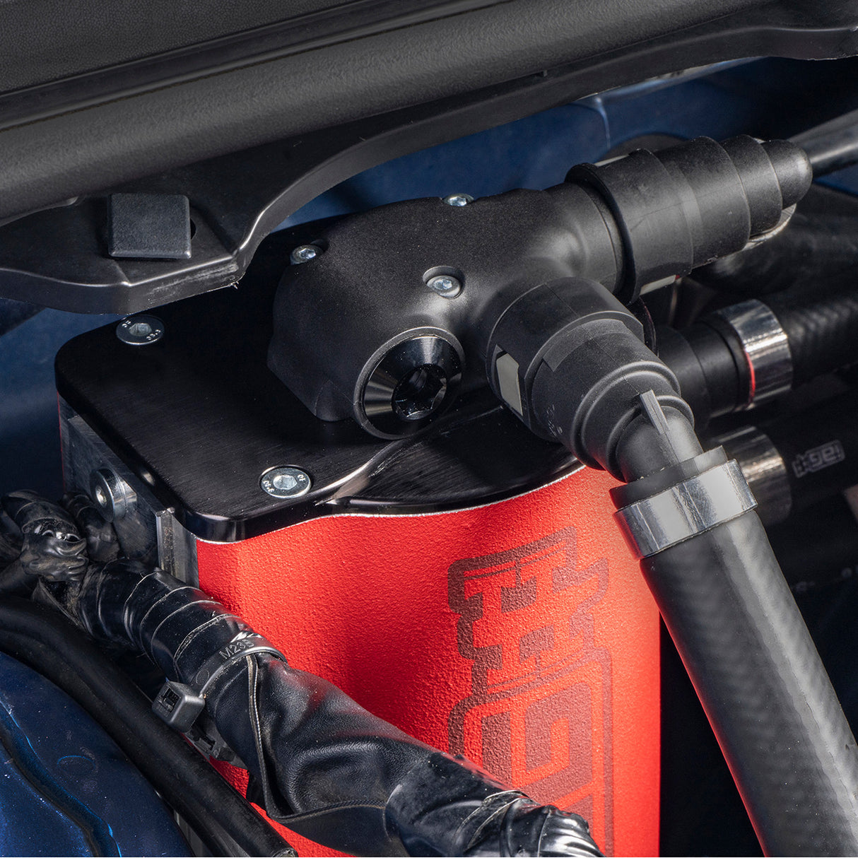 IAG Performance V3 Street Series Air/Oil Separator