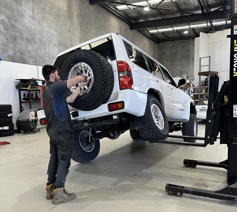 SuperPro Formula 4x4 Premium 4" Adjustable Lift Kit