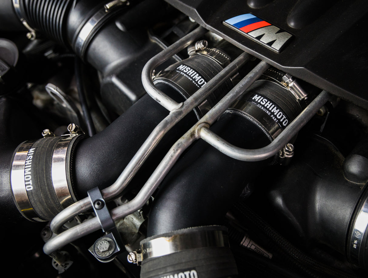 Mishimoto Upper Intercooler Pipe Kit - Black
