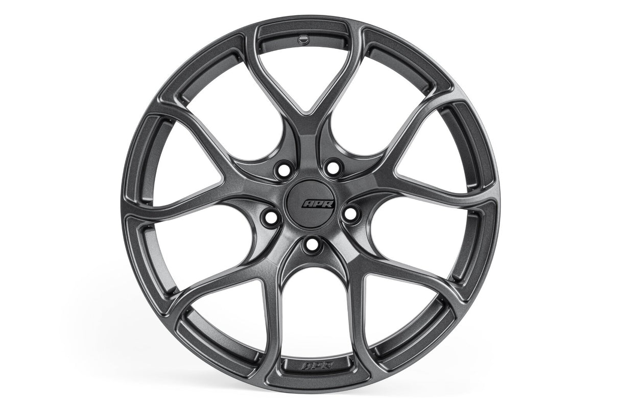 APR A01 Flow Formed Wheels Gunmetal Grey 18x8.5 +45