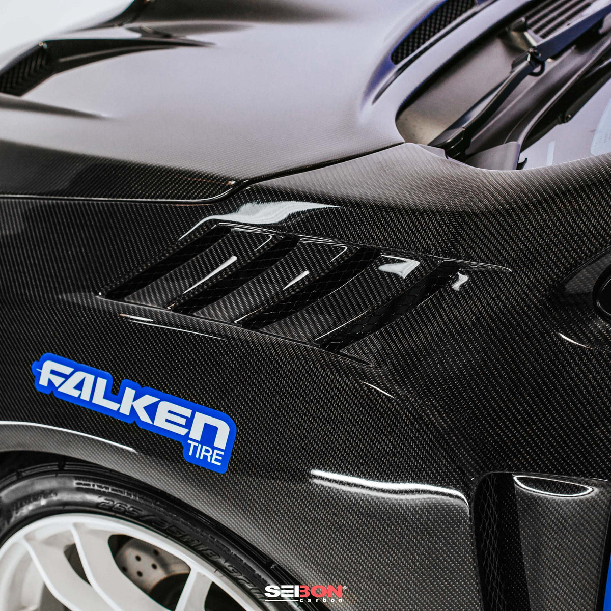 Seibon W-Style Carbon Fibre Fenders