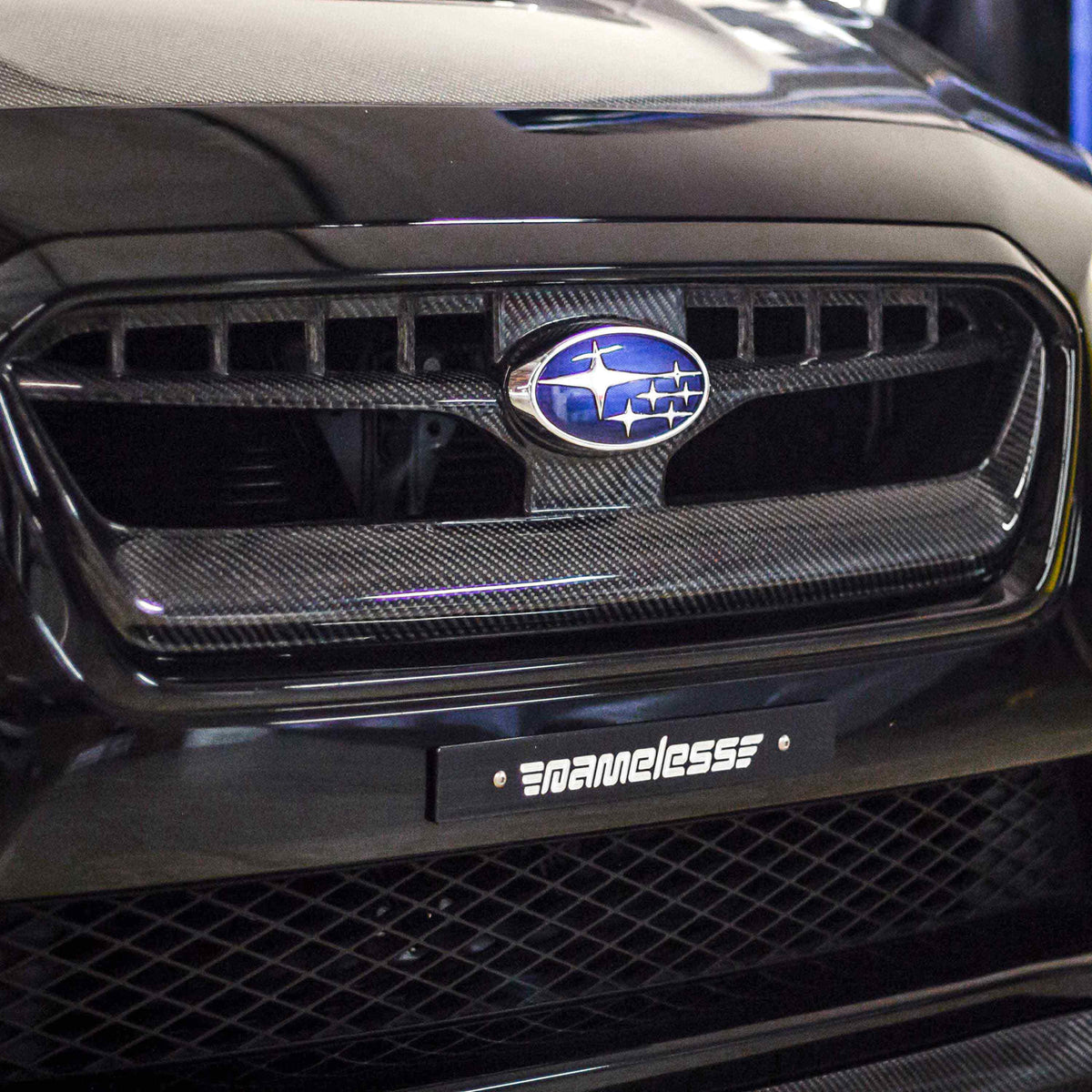 Seibon OE-Style Carbon Fibre Front Grille