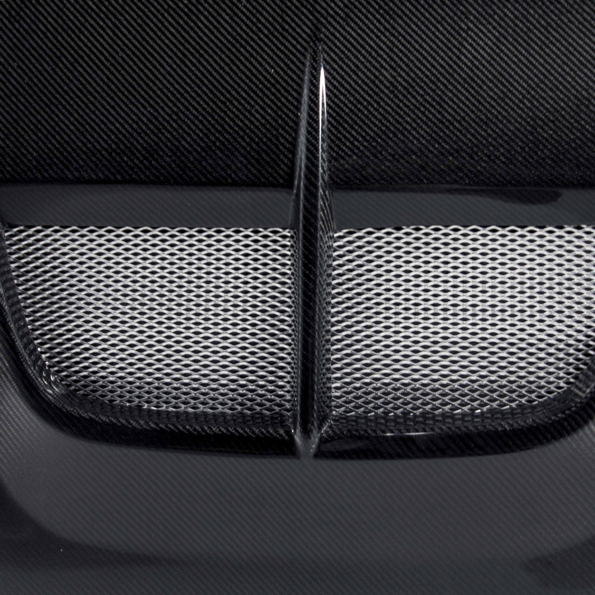 Seibon TS-Style Carbon Fibre Hood