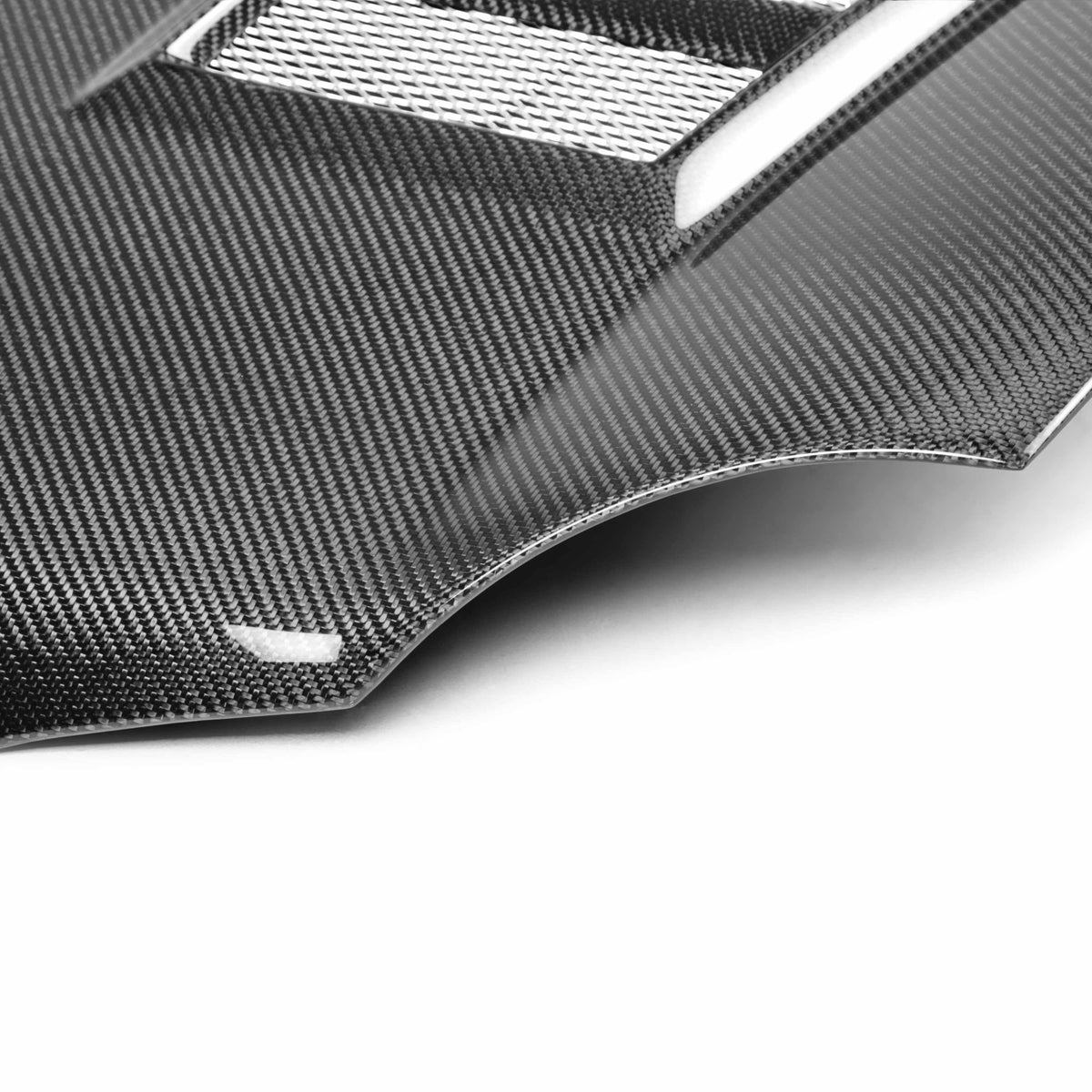 Seibon CW-Style Carbon Fibre Hood