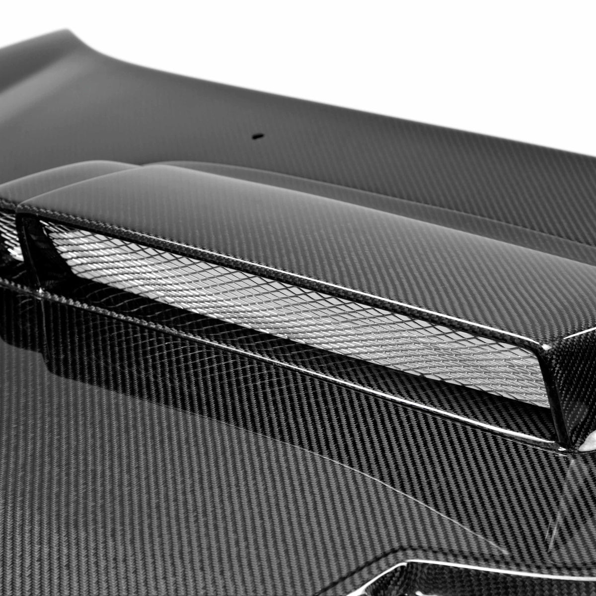 Seibon CWII-Style Carbon Fibre Hood