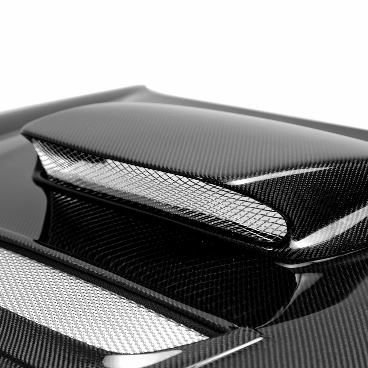 Seibon RC-Style Carbon Fibre Hood