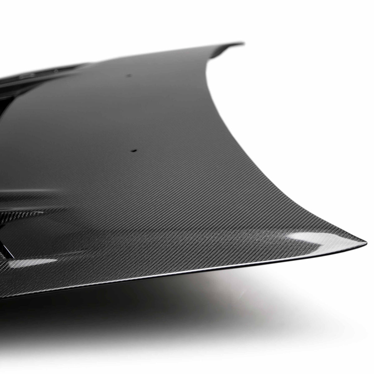 Seibon CW-Style Carbon Fibre Hood