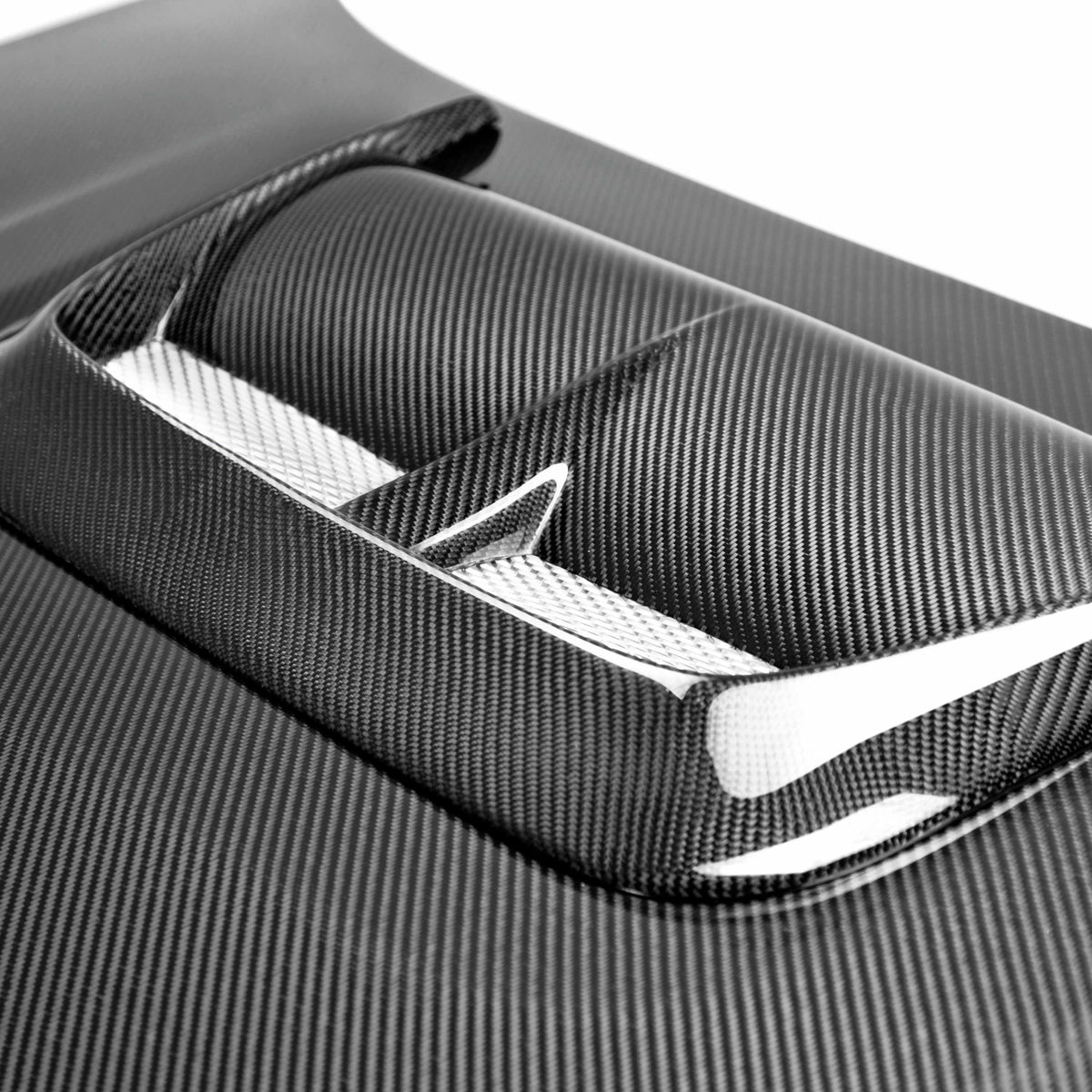 Seibon CW-Style Carbon Fibre Hood