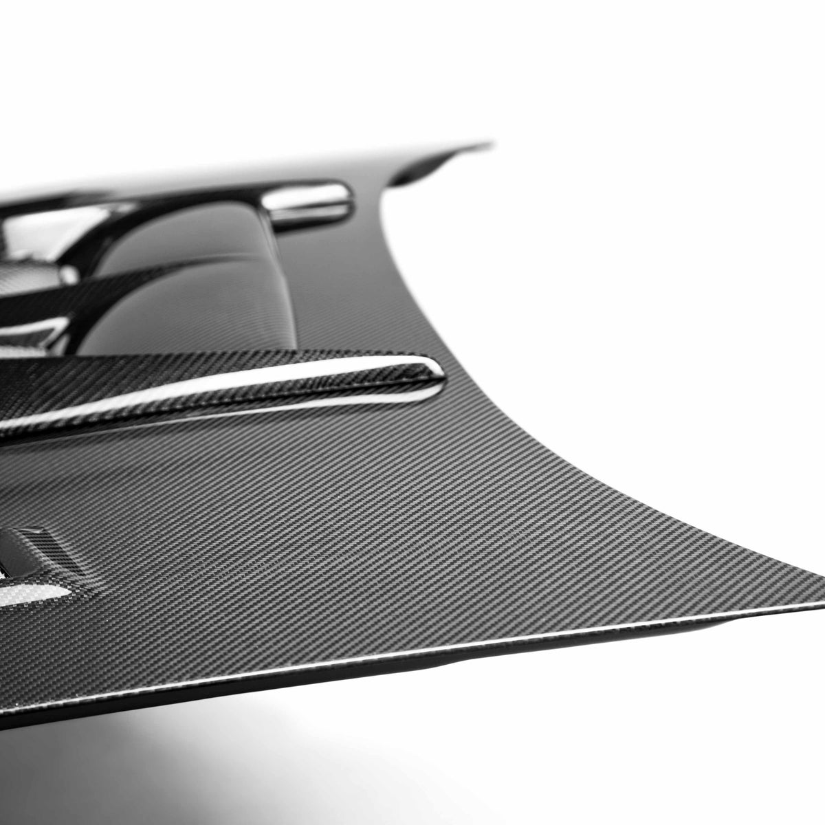 Seibon CW-Style Carbon Fibre Hood