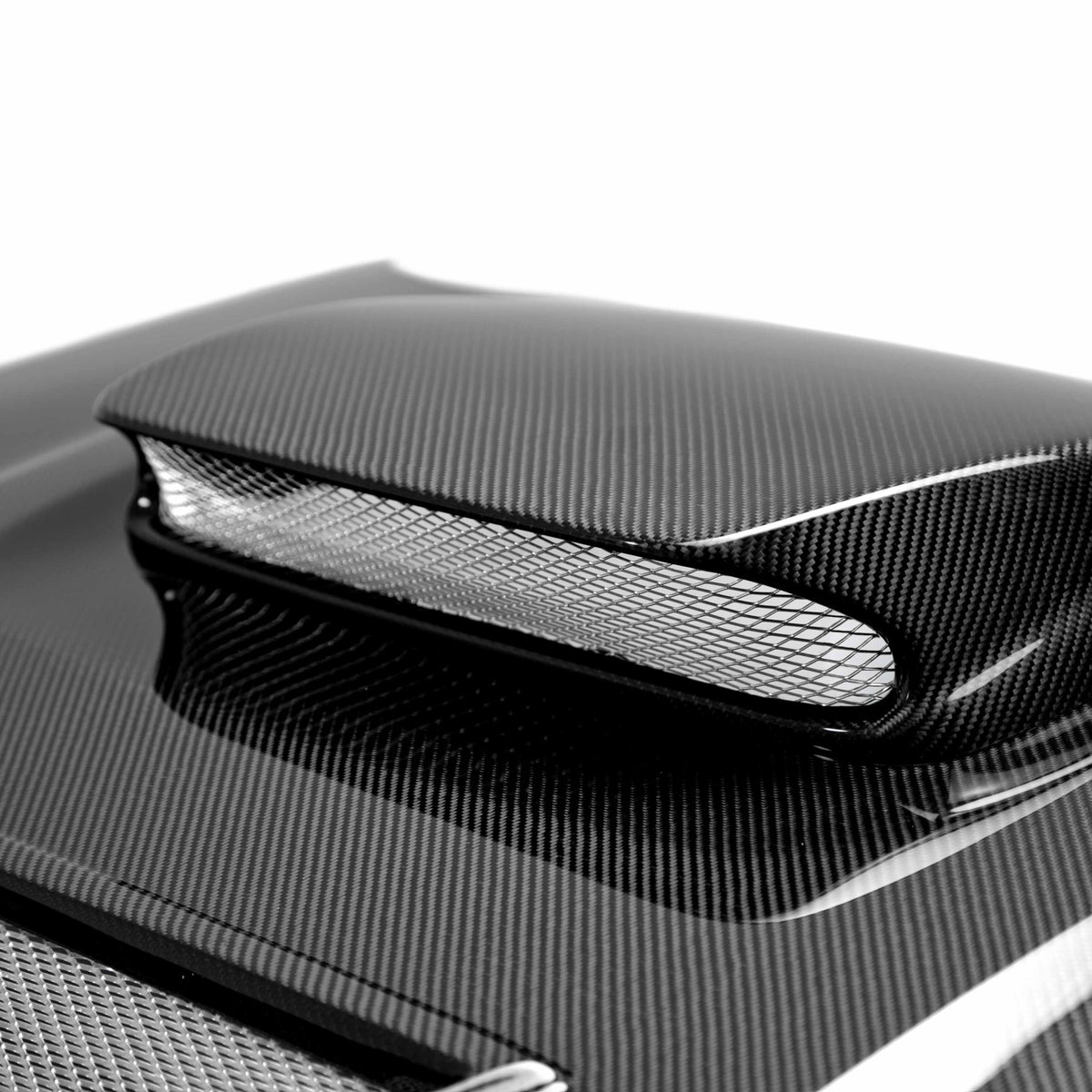 Seibon RC-Style Carbon Fibre Hood