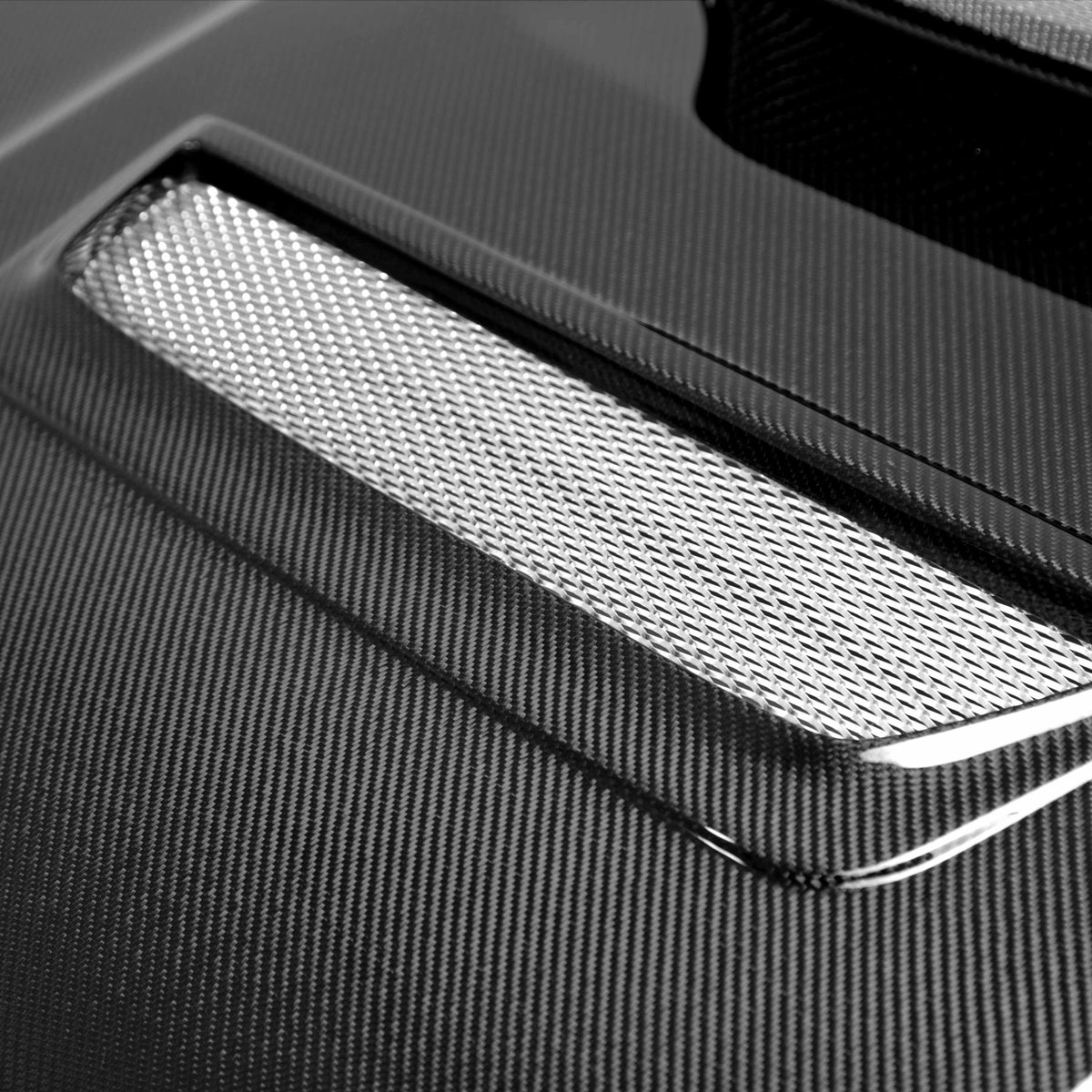 Seibon RC-Style Carbon Fibre Hood
