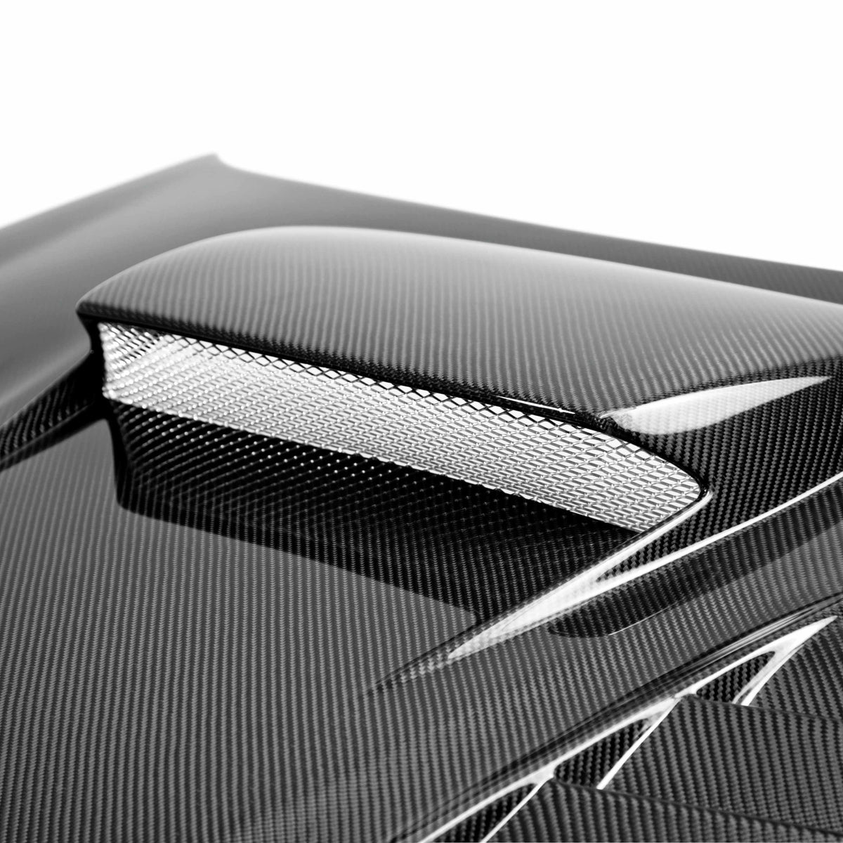 Seibon CWII-Style Carbon Fibre Hood