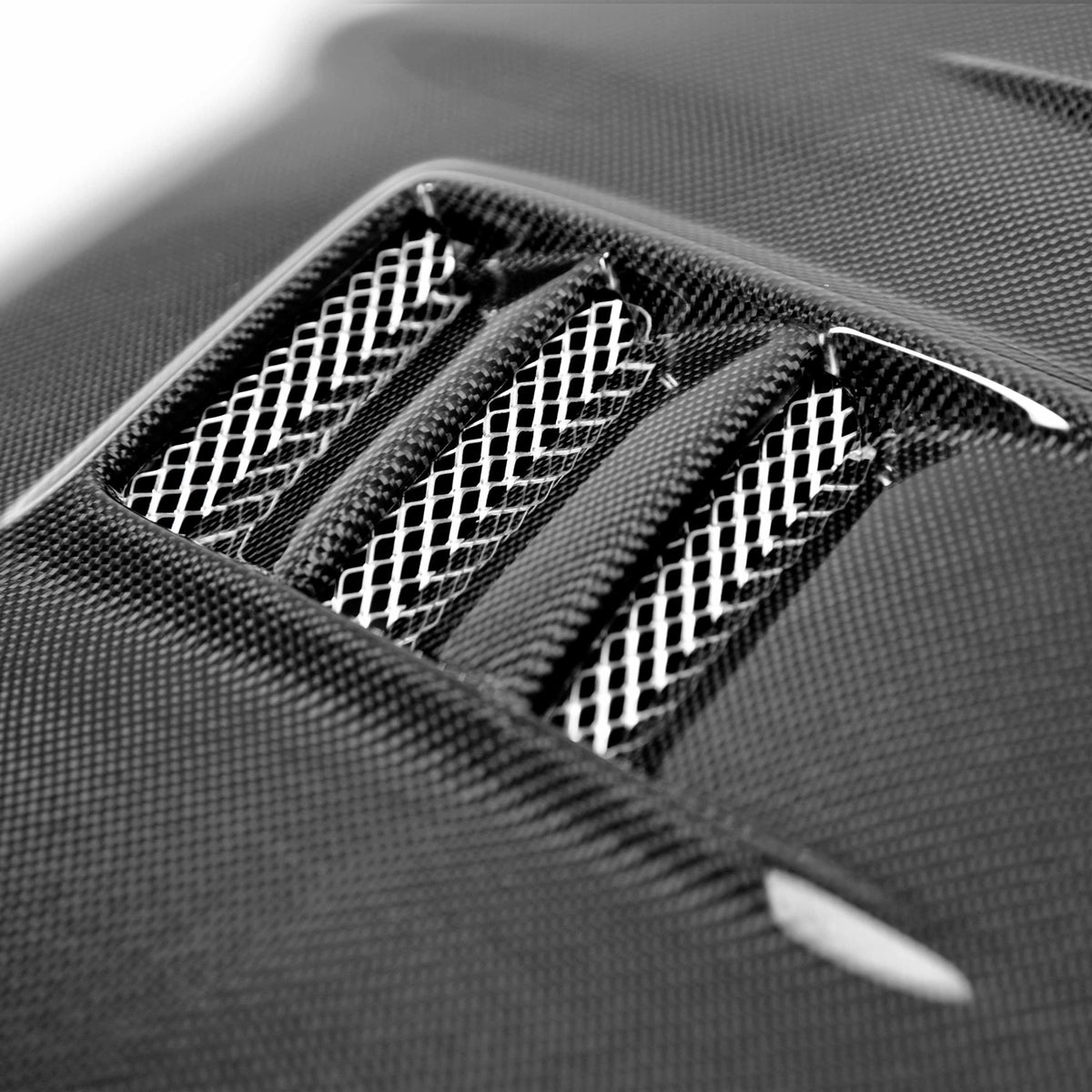 Seibon CWII-Style Carbon Fibre Hood