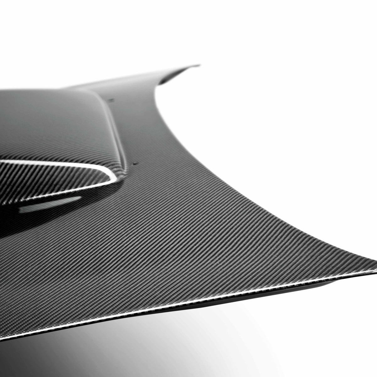 Seibon CWII-Style Carbon Fibre Hood