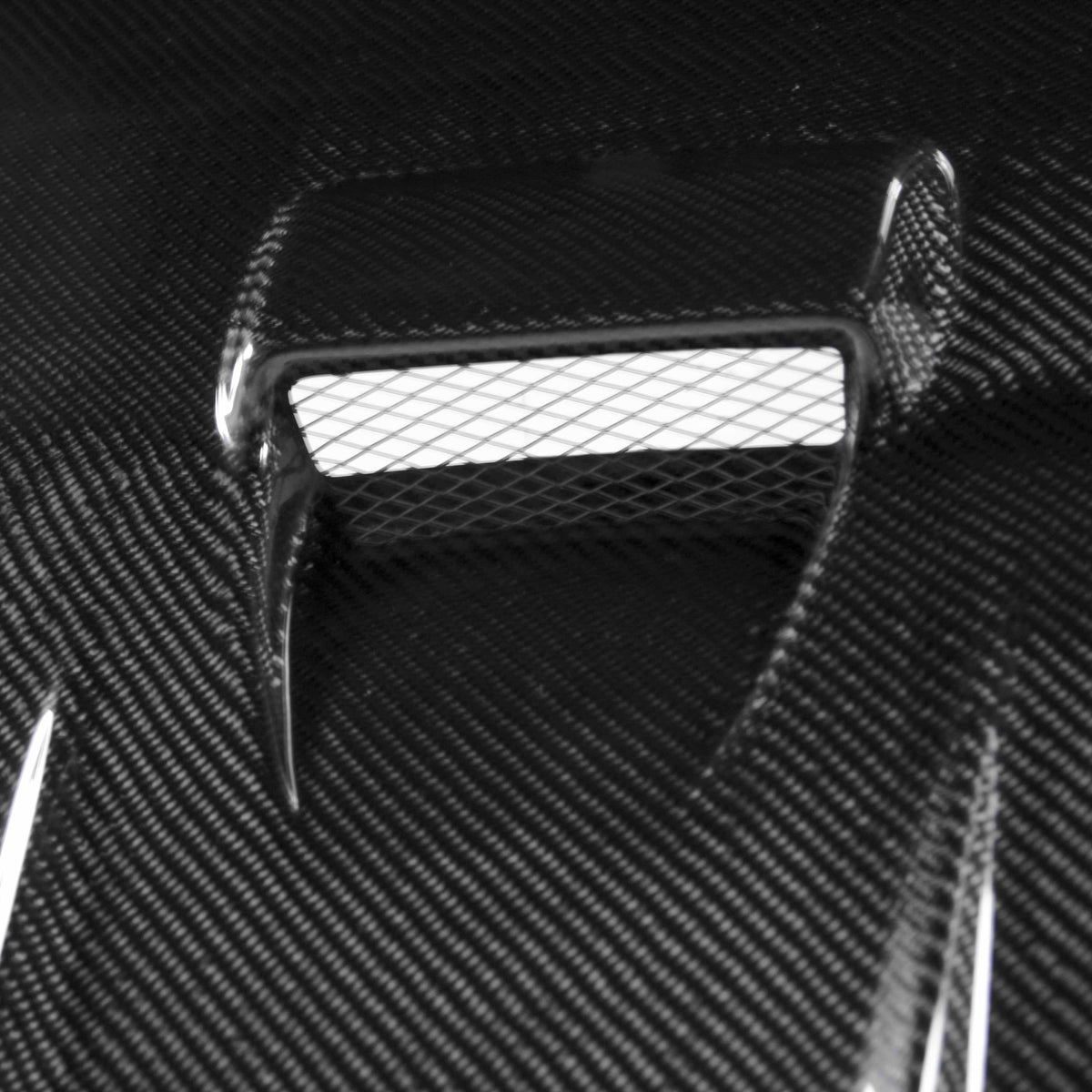 Seibon DV-Style Carbon Fibre Hood
