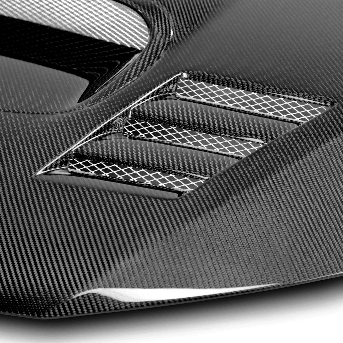 Seibon CWII-Style Carbon Fibre Hood