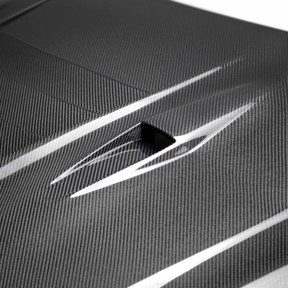 Seibon DS-Style Carbon Fibre Hood