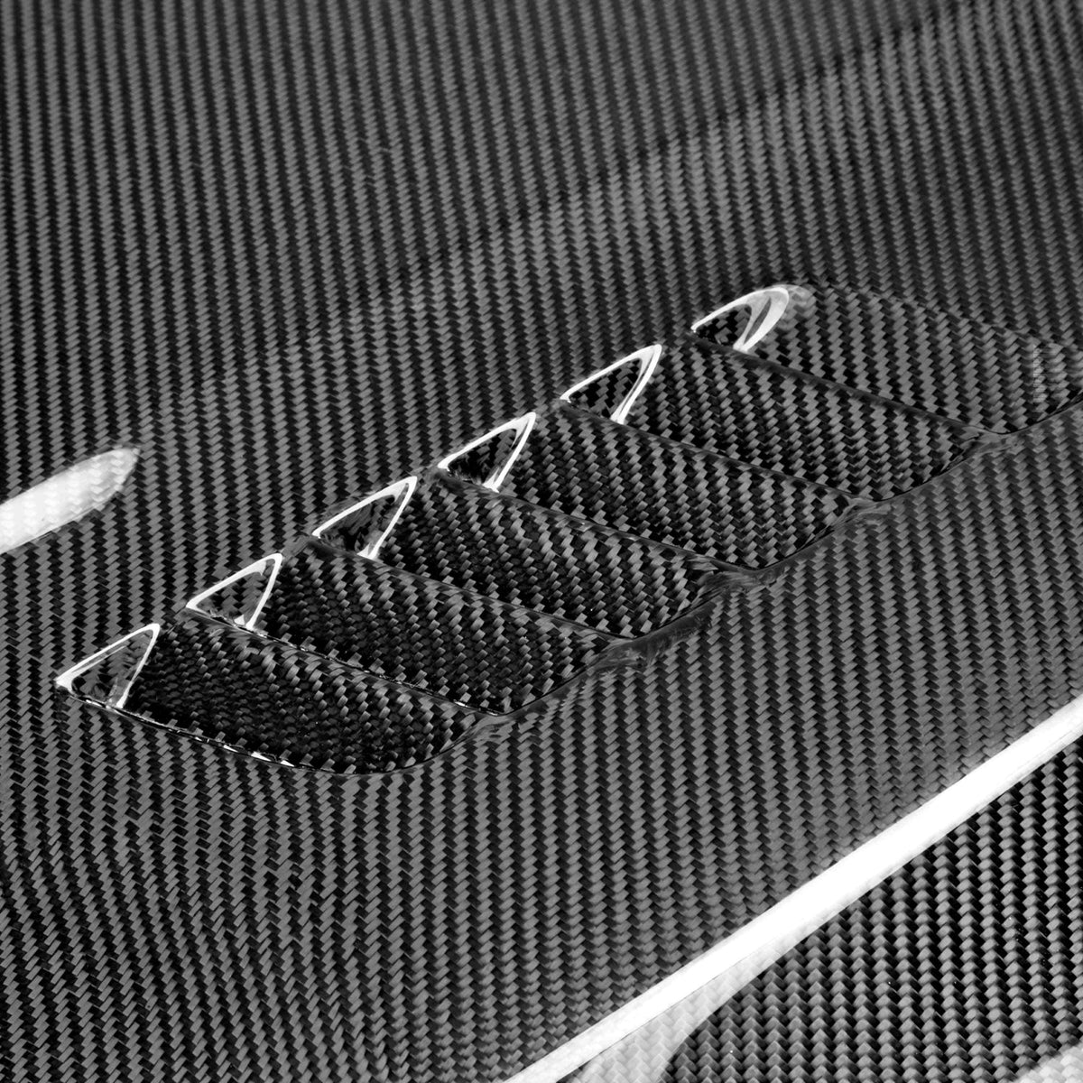 Seibon VR-Style Carbon Fibre Hood