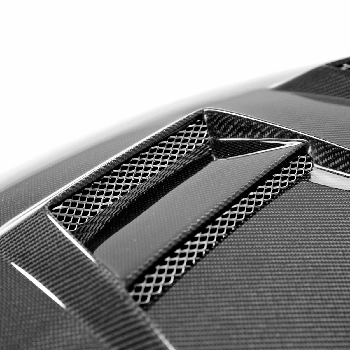 Seibon DV-Style Carbon Fibre Hood