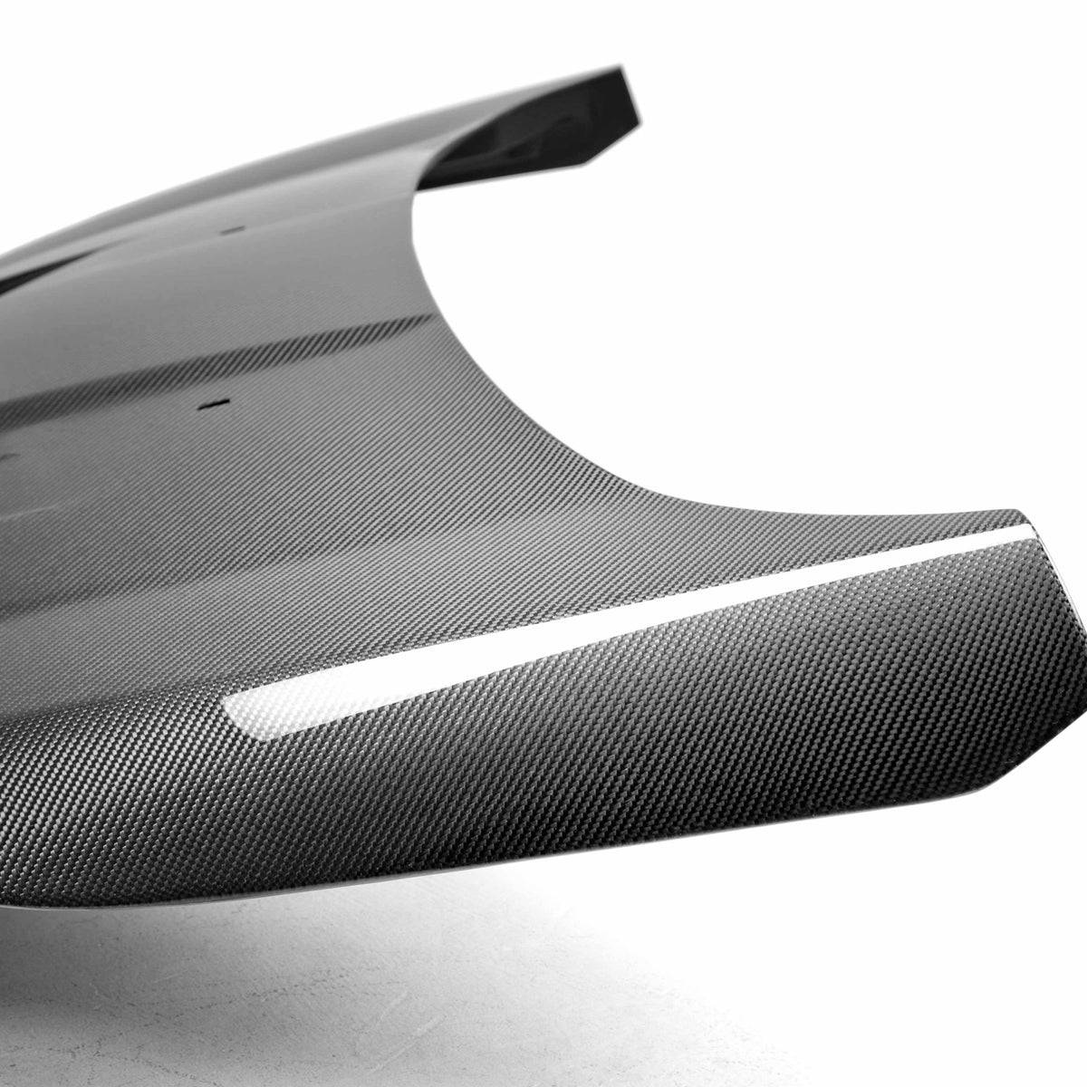 Seibon TM-Style Carbon Fibre Hood