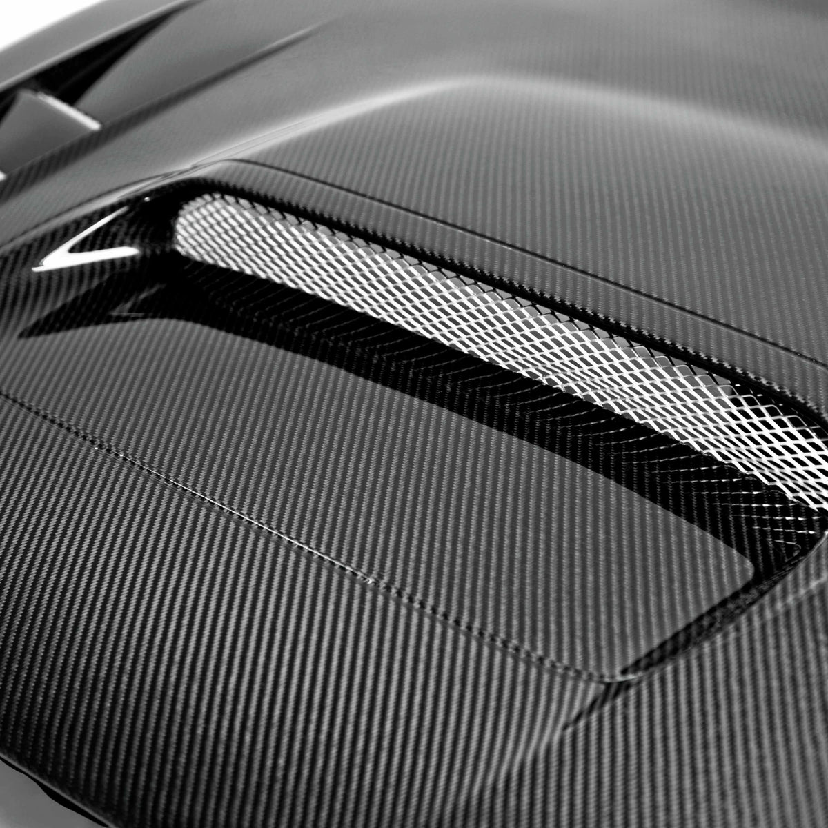 Seibon CW-Style Carbon Fibre Hood