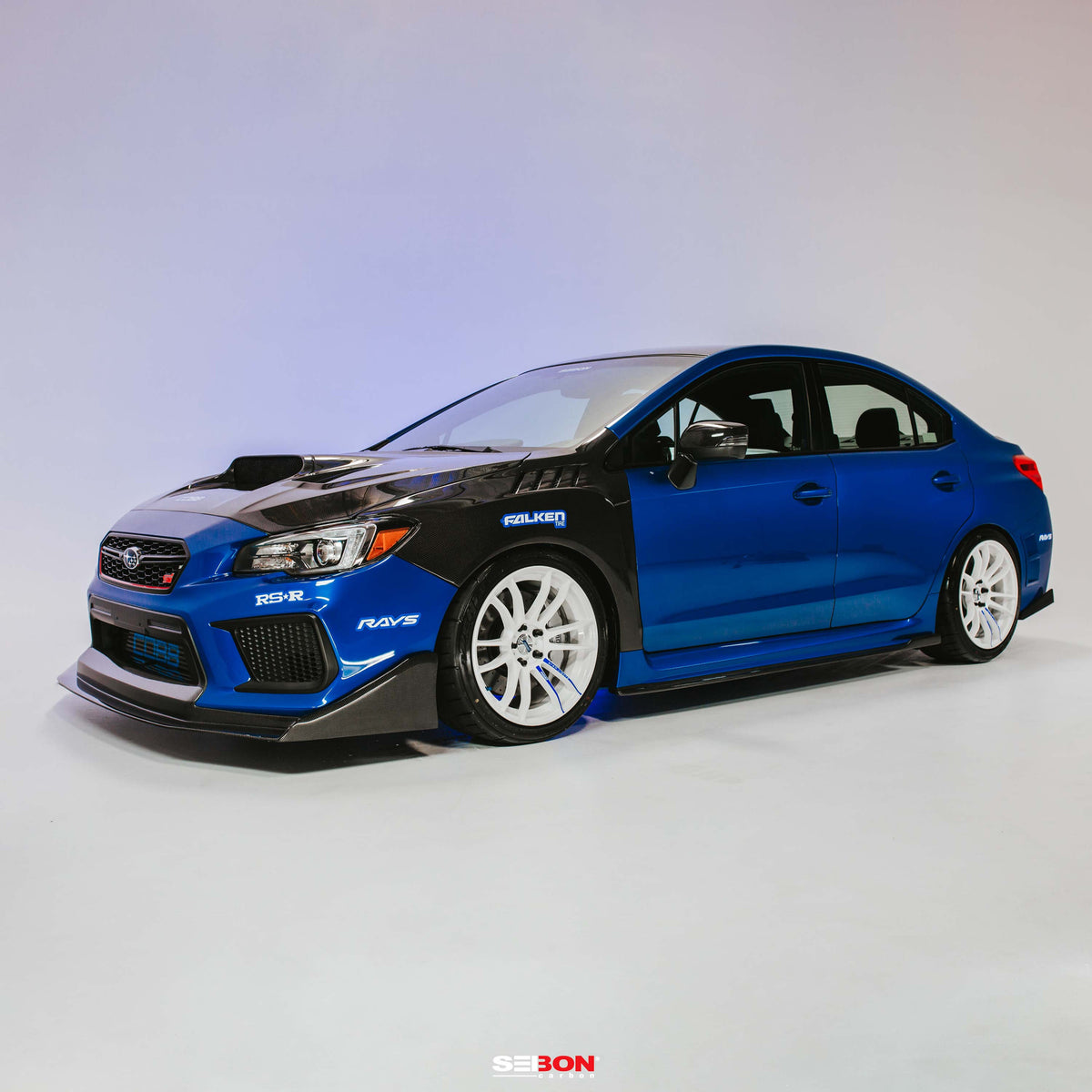 Seibon VS-Style Carbon Fibre Hood