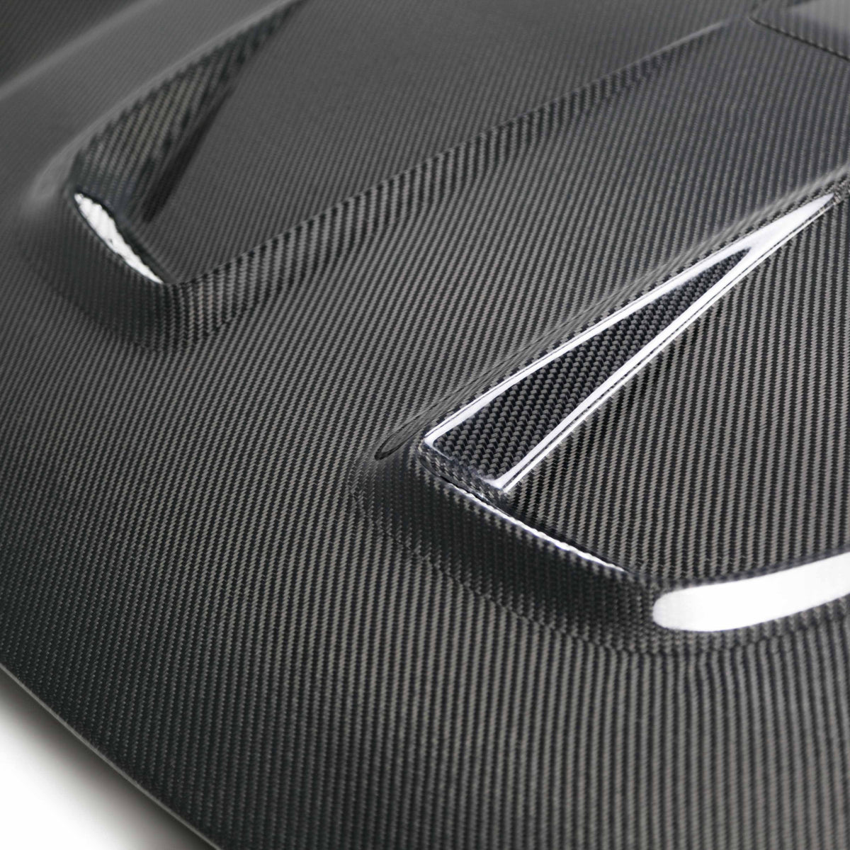 Seibon MR-Style Carbon Fibre Hood