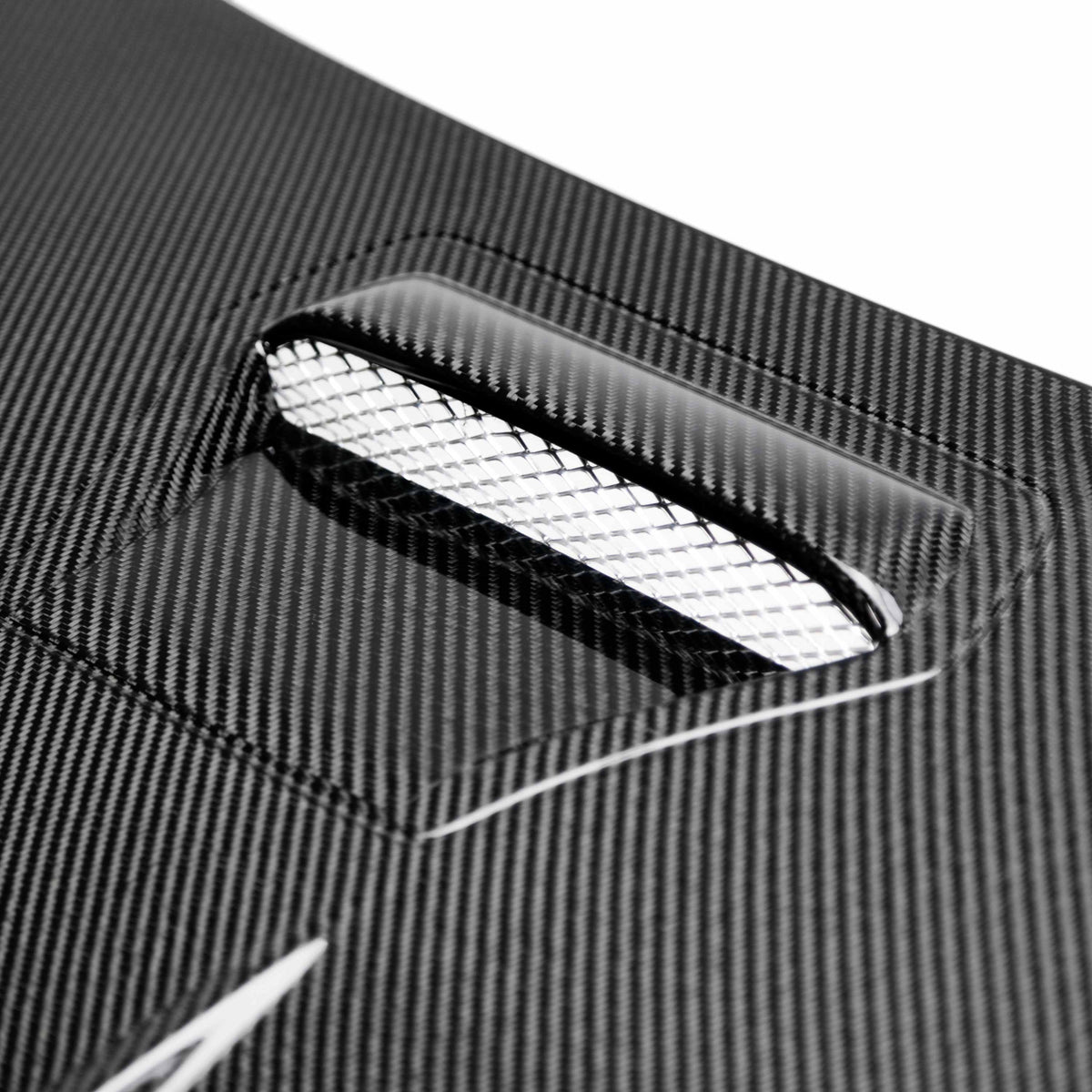 Seibon MR-Style Carbon Fibre Hood