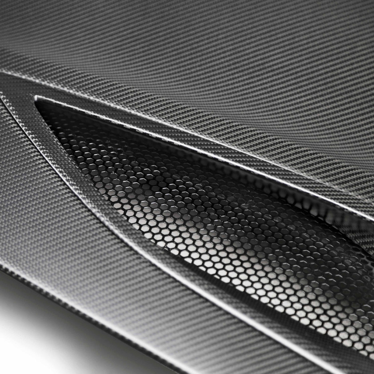 Seibon OE-Style Dry Carbon Fibre Hood