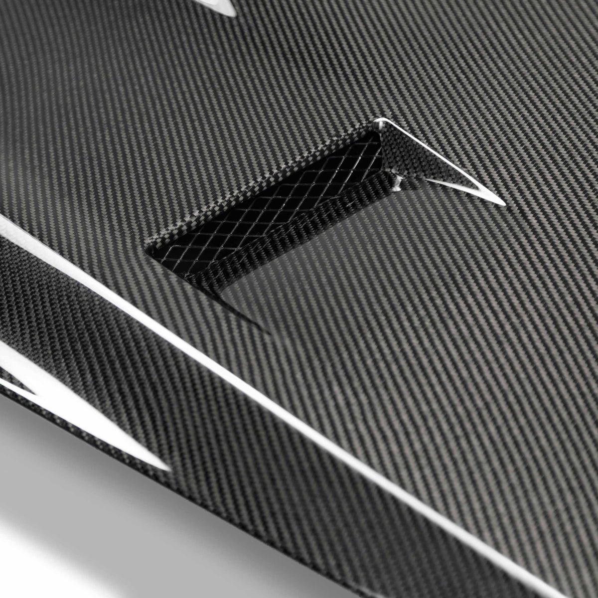 Seibon GTII-Style Carbon Fibre Hood