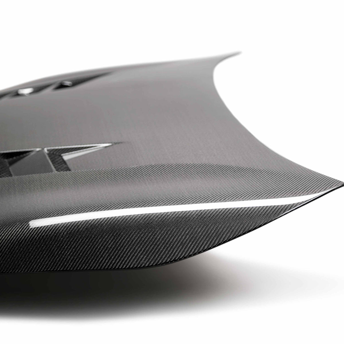 Seibon TS-Style Carbon Fibre Hood