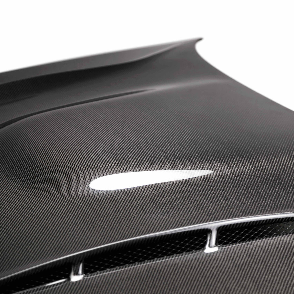 Seibon TH-Style Carbon Fibre Hood