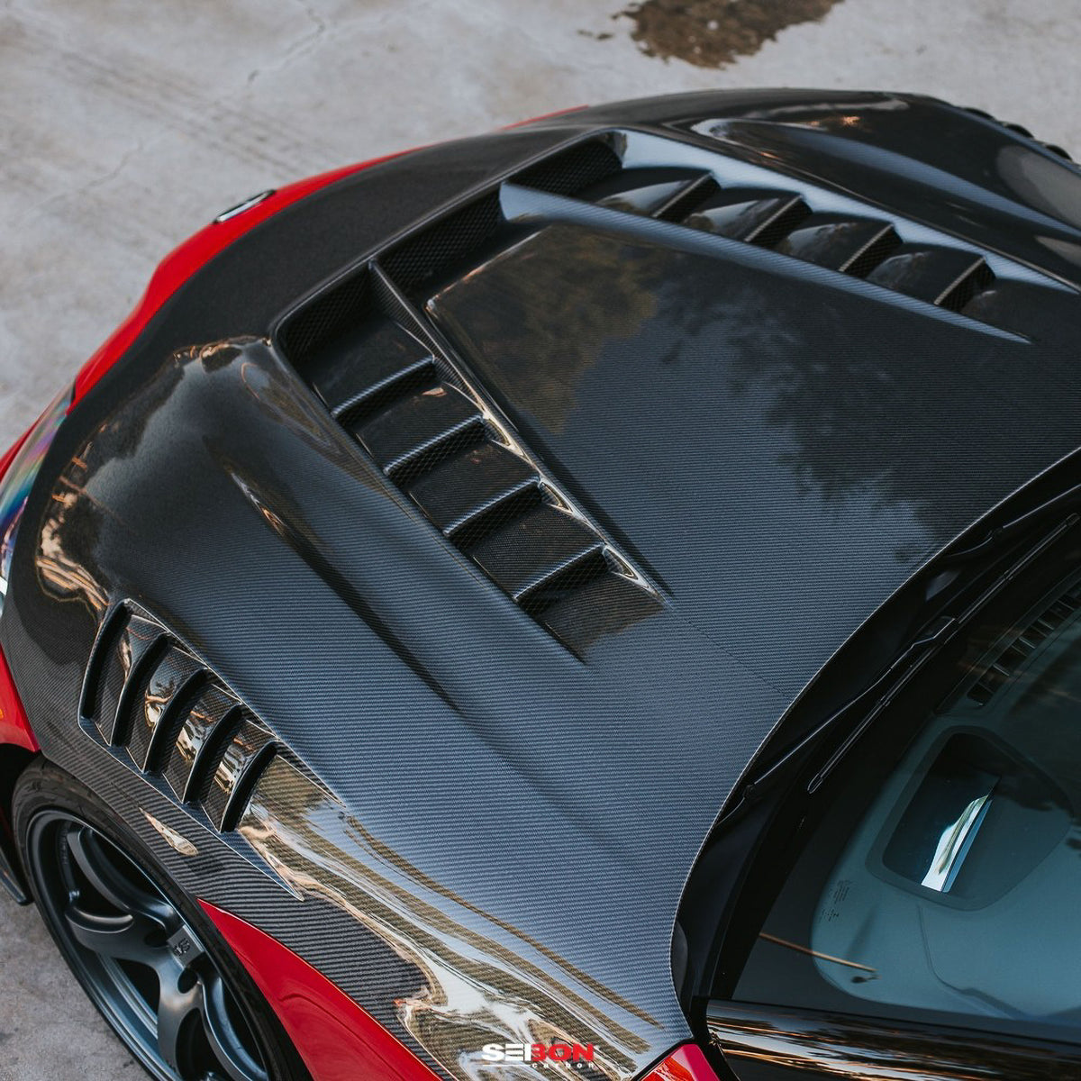 Seibon TV-Style Double Sided Carbon Fibre Hood